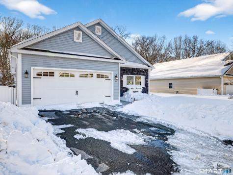 13 Henry Drive Plainfield CT 06354