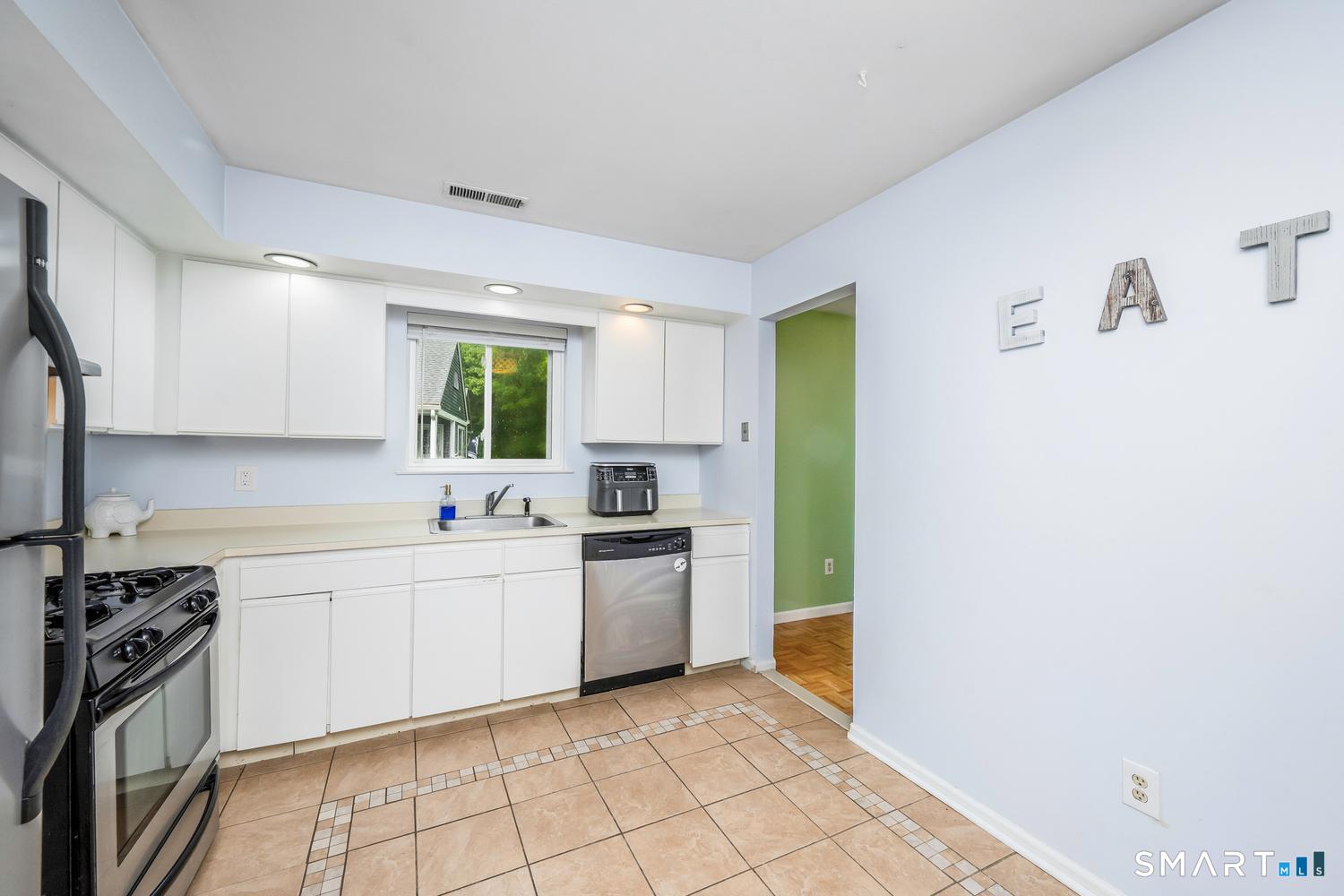 215 Windgate Circle Monroe CT 06468