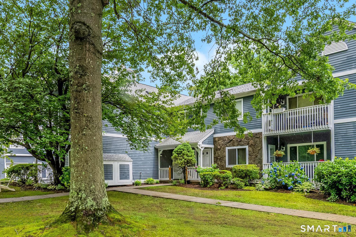 215 Windgate Circle Monroe CT 06468