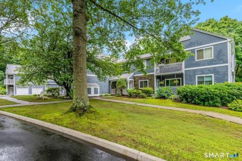 215 Windgate Circle Monroe CT 06468