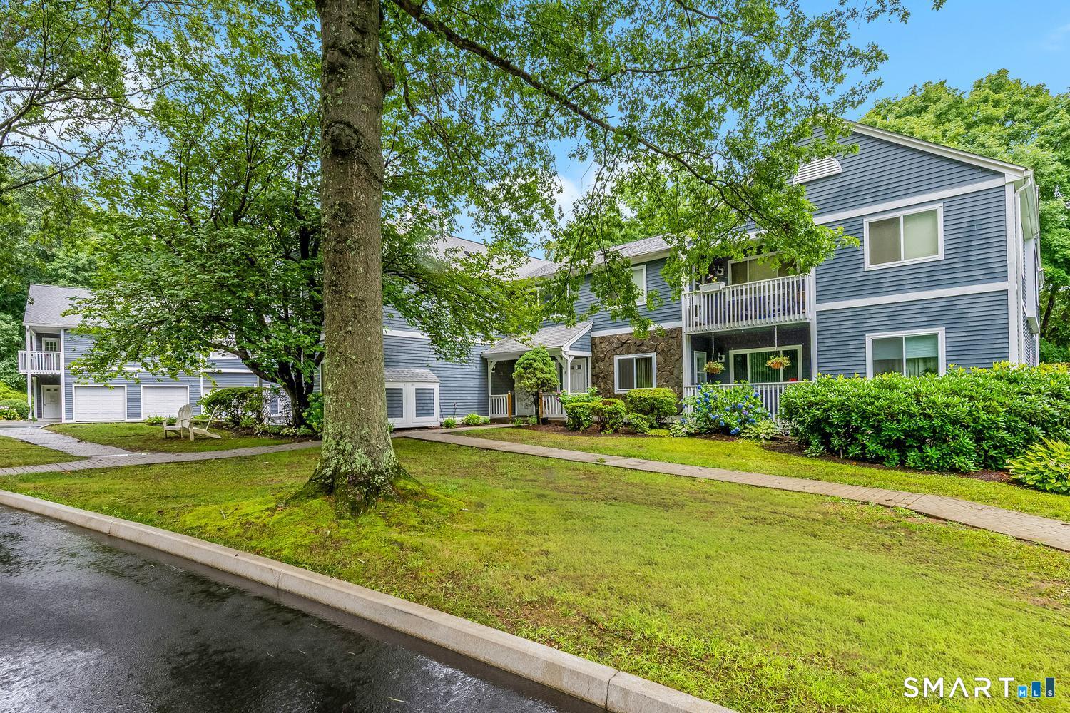 215 Windgate Circle Monroe CT 06468