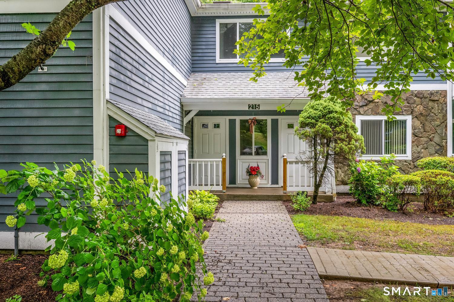 215 Windgate Circle Monroe CT 06468