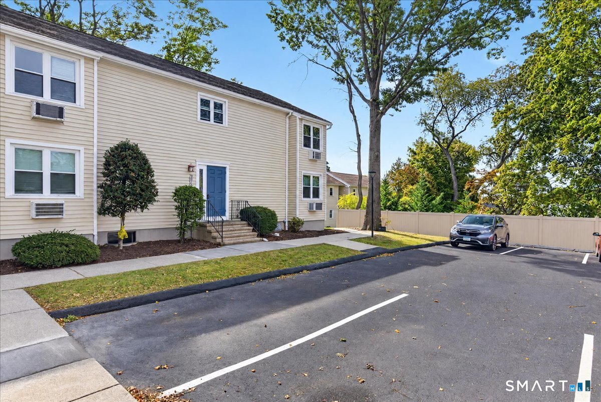 79 Hill Street Milford CT 06460