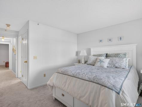 5 Mansfield Grove Road East Haven CT 06512