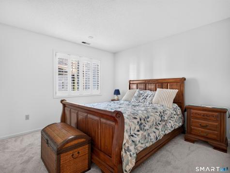 5 Mansfield Grove Road East Haven CT 06512