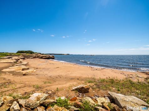 5 Mansfield Grove Road East Haven CT 06512