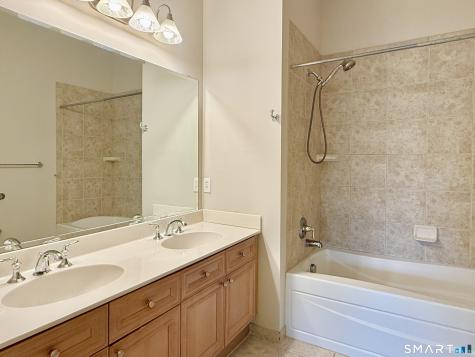 1 King Philip Drive West Hartford CT 06117