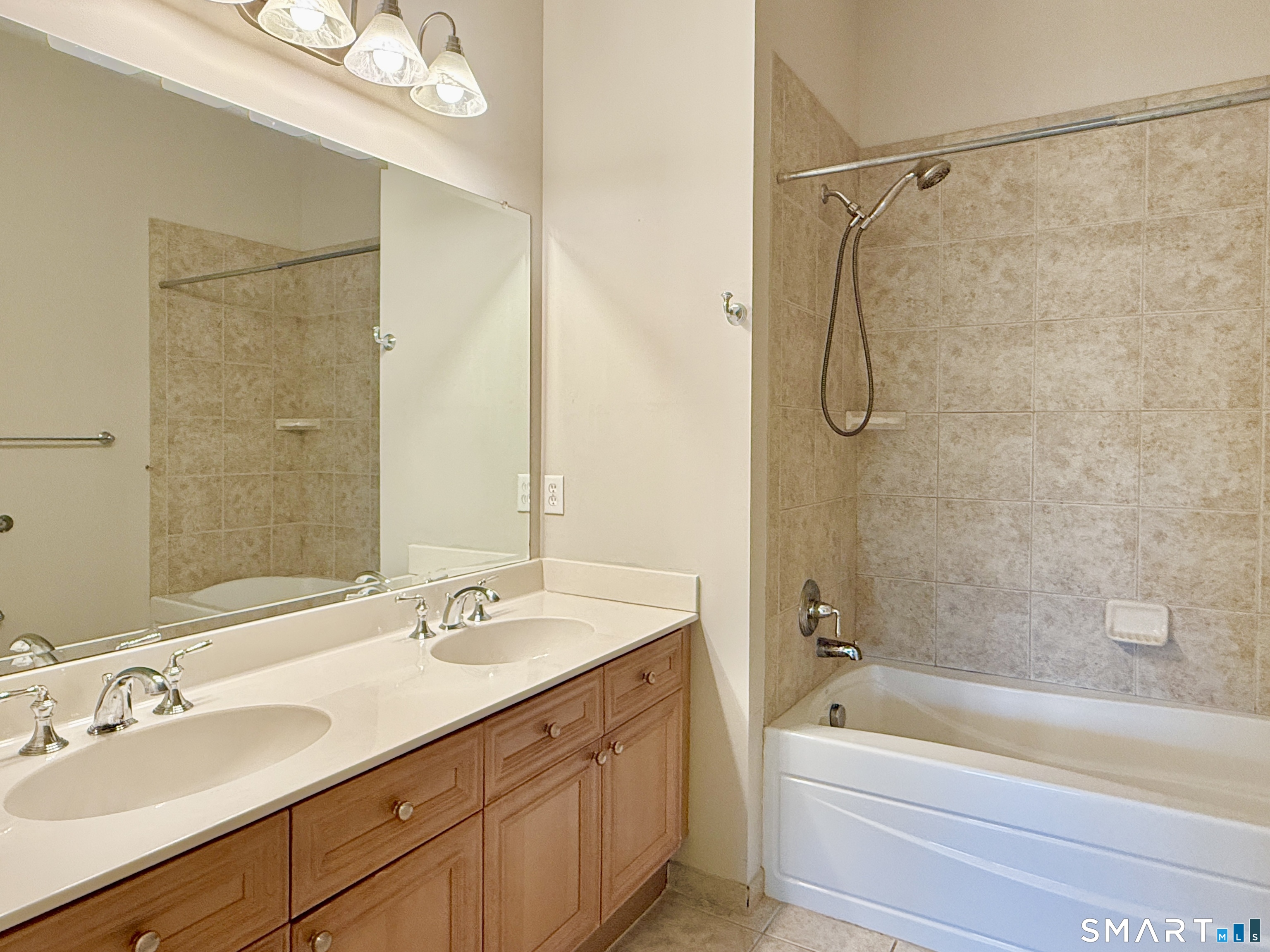 1 King Philip Drive West Hartford CT 06117