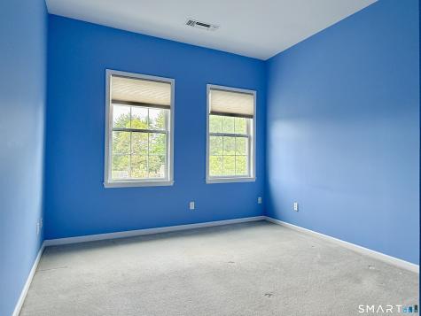 1 King Philip Drive West Hartford CT 06117