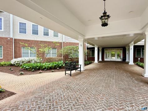 1 King Philip Drive West Hartford CT 06117