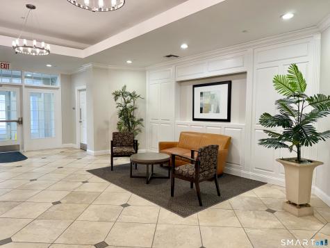 1 King Philip Drive West Hartford CT 06117