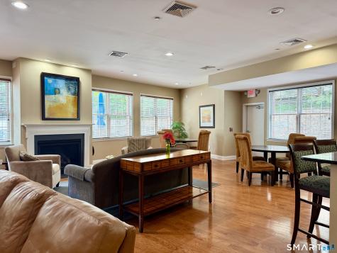 1 King Philip Drive West Hartford CT 06117