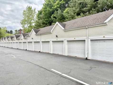 1 King Philip Drive West Hartford CT 06117