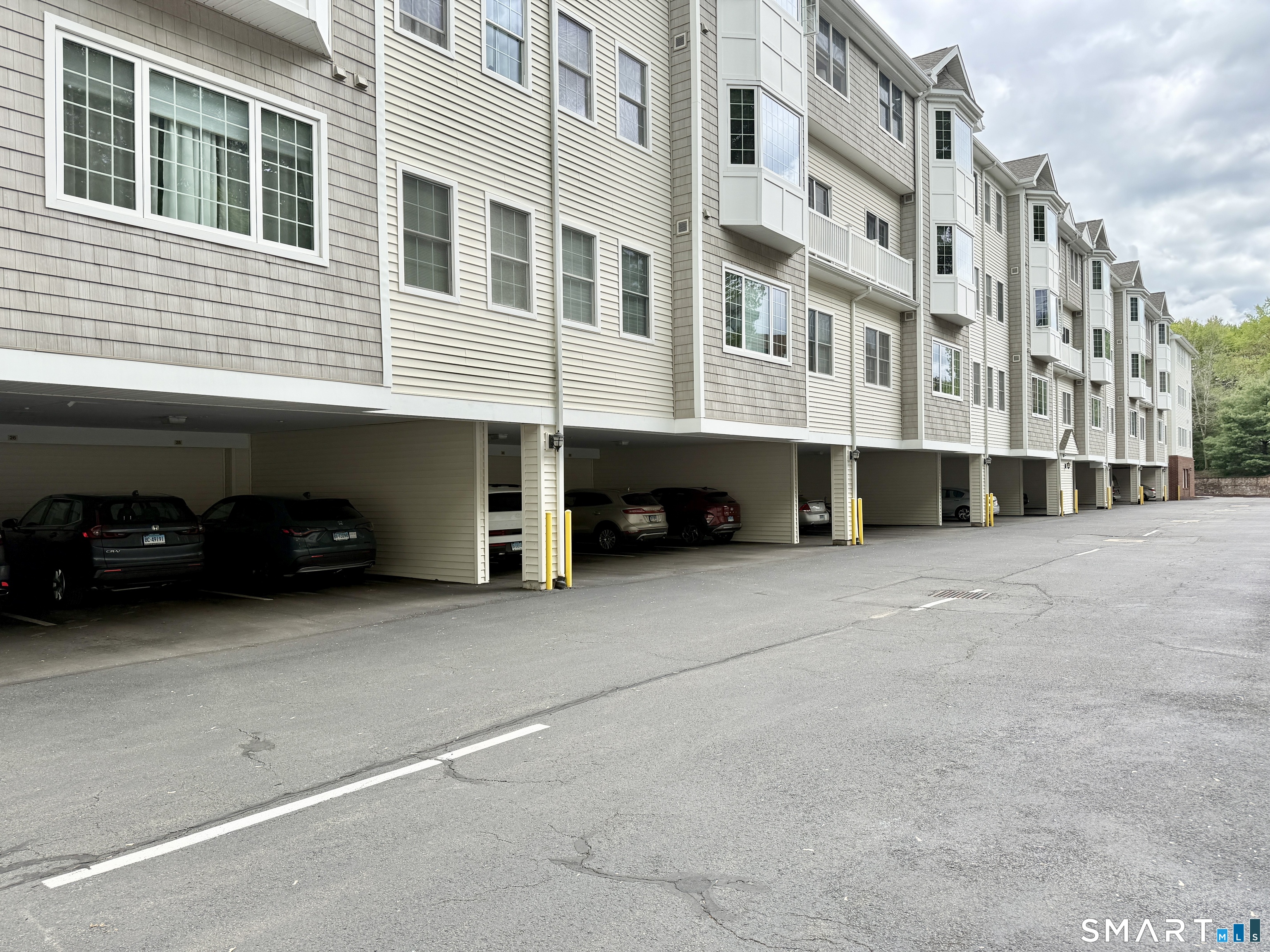 1 King Philip Drive West Hartford CT 06117