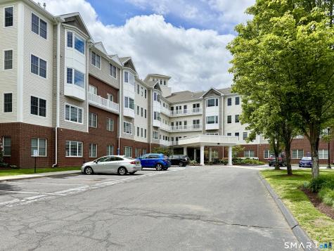 1 King Philip Drive West Hartford CT 06117