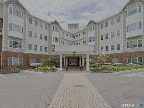 1 King Philip Drive West Hartford CT 06117