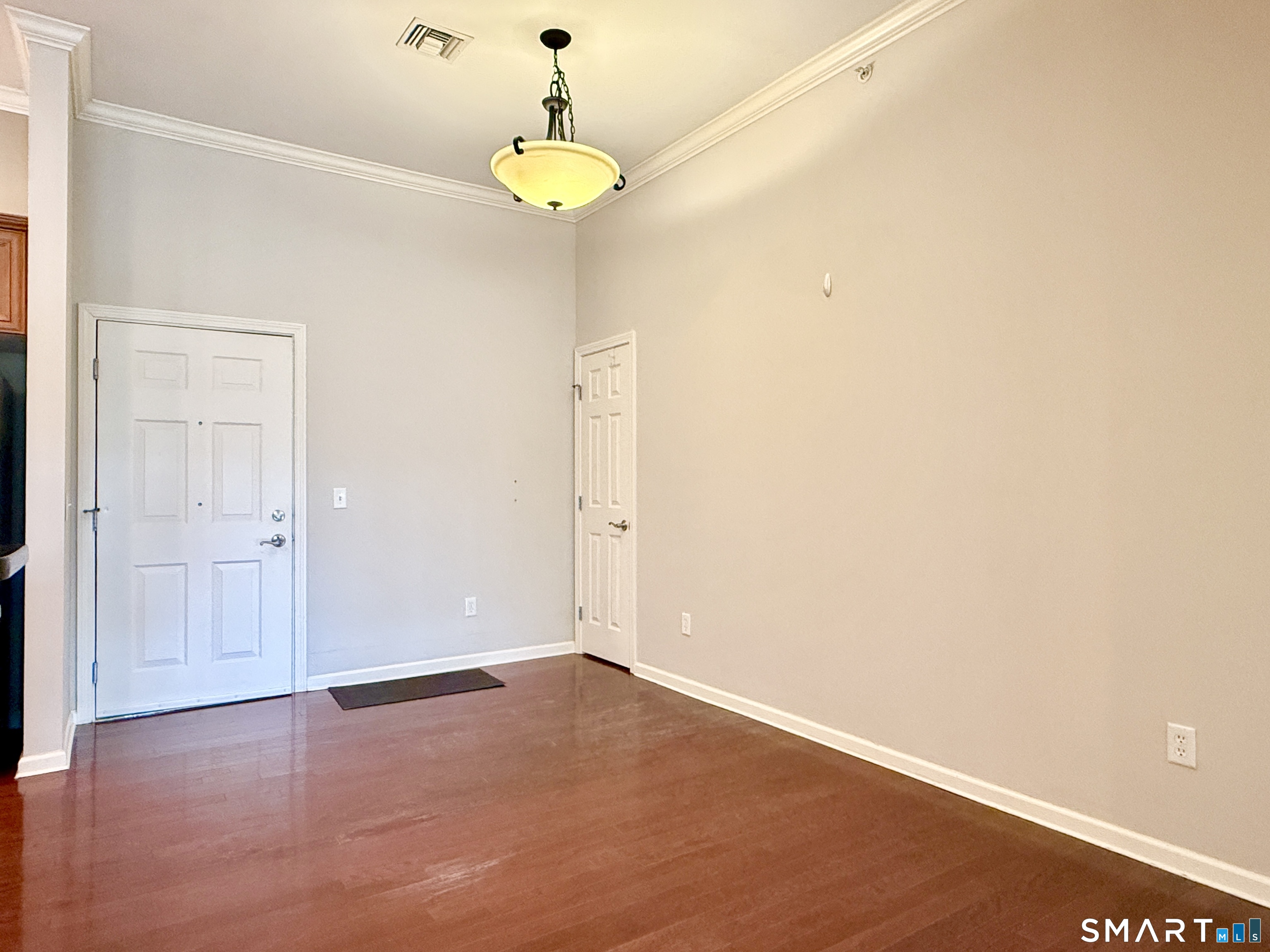 1 King Philip Drive West Hartford CT 06117