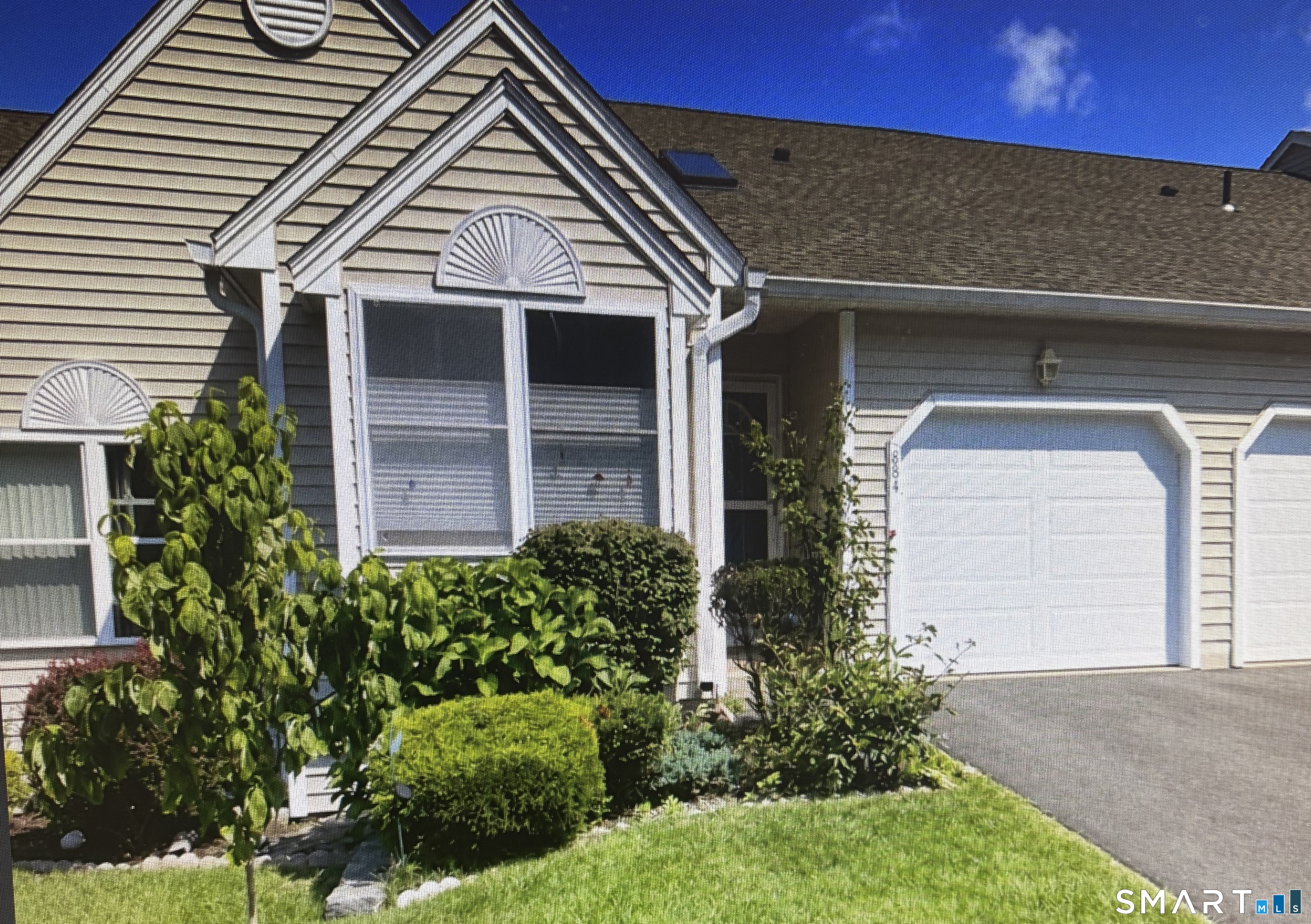 884 Glacier Way Southington CT 06489