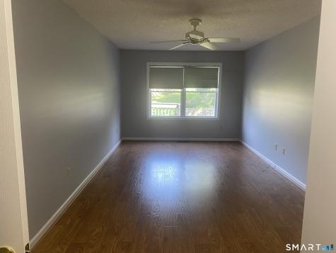 884 Glacier Way Southington CT 06489