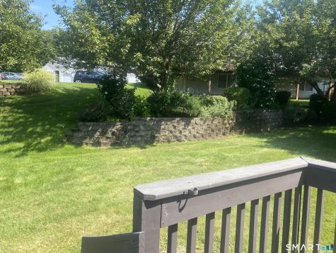 884 Glacier Way Southington CT 06489