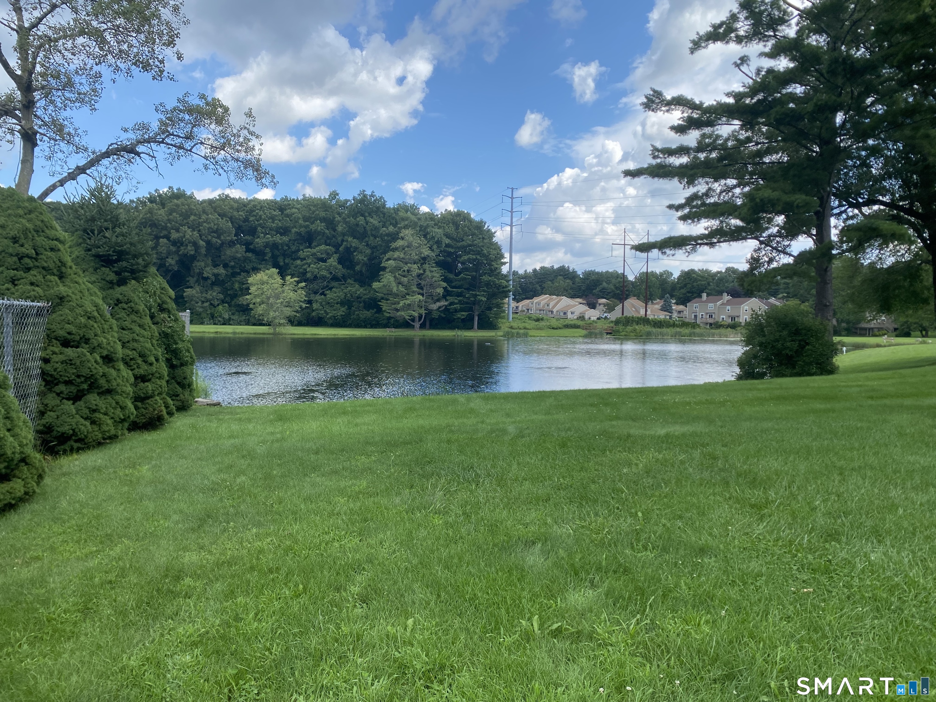 884 Glacier Way Southington CT 06489