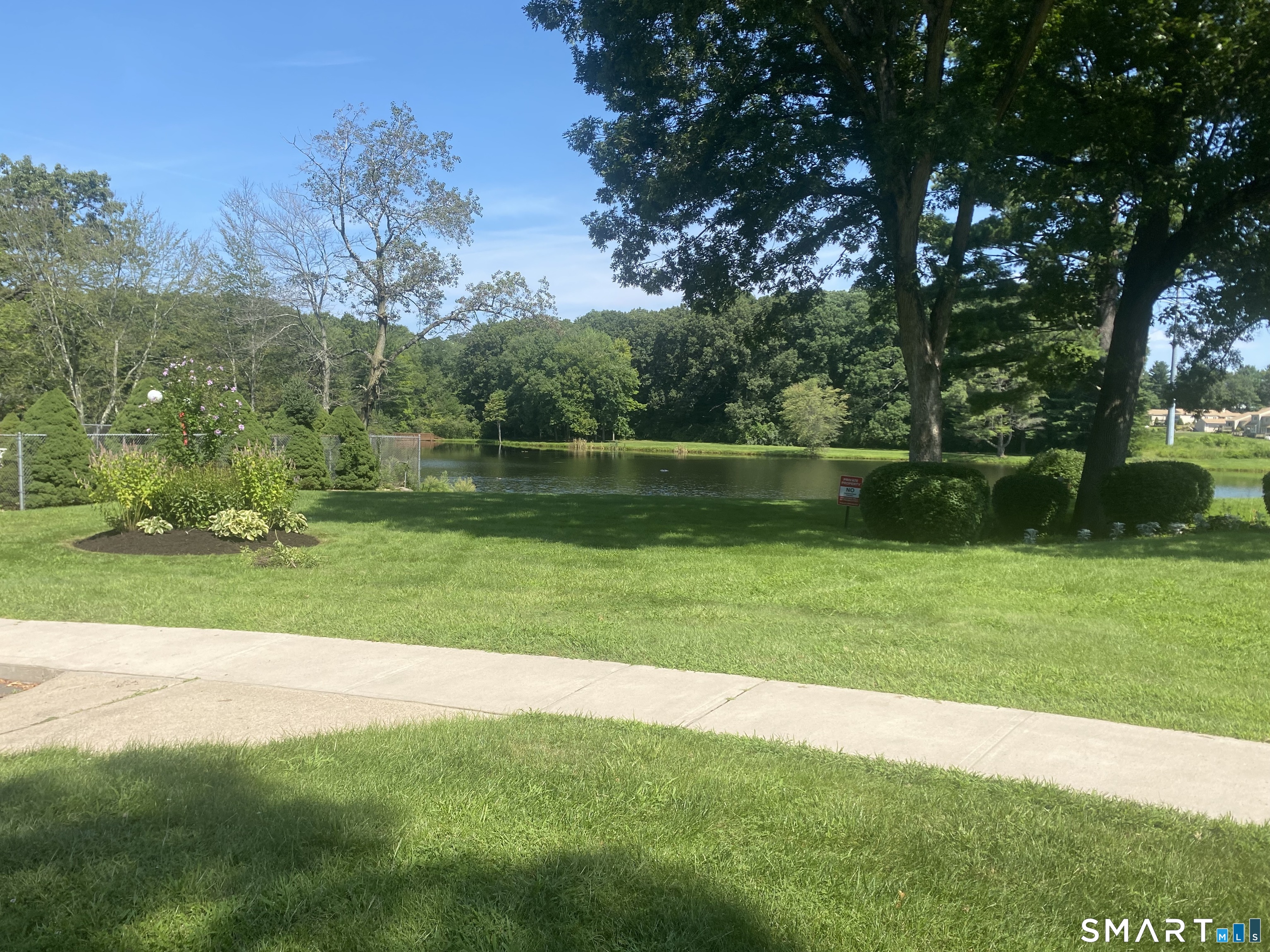 884 Glacier Way Southington CT 06489