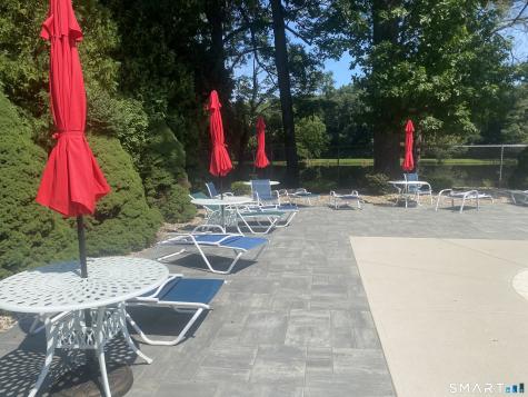 884 Glacier Way Southington CT 06489
