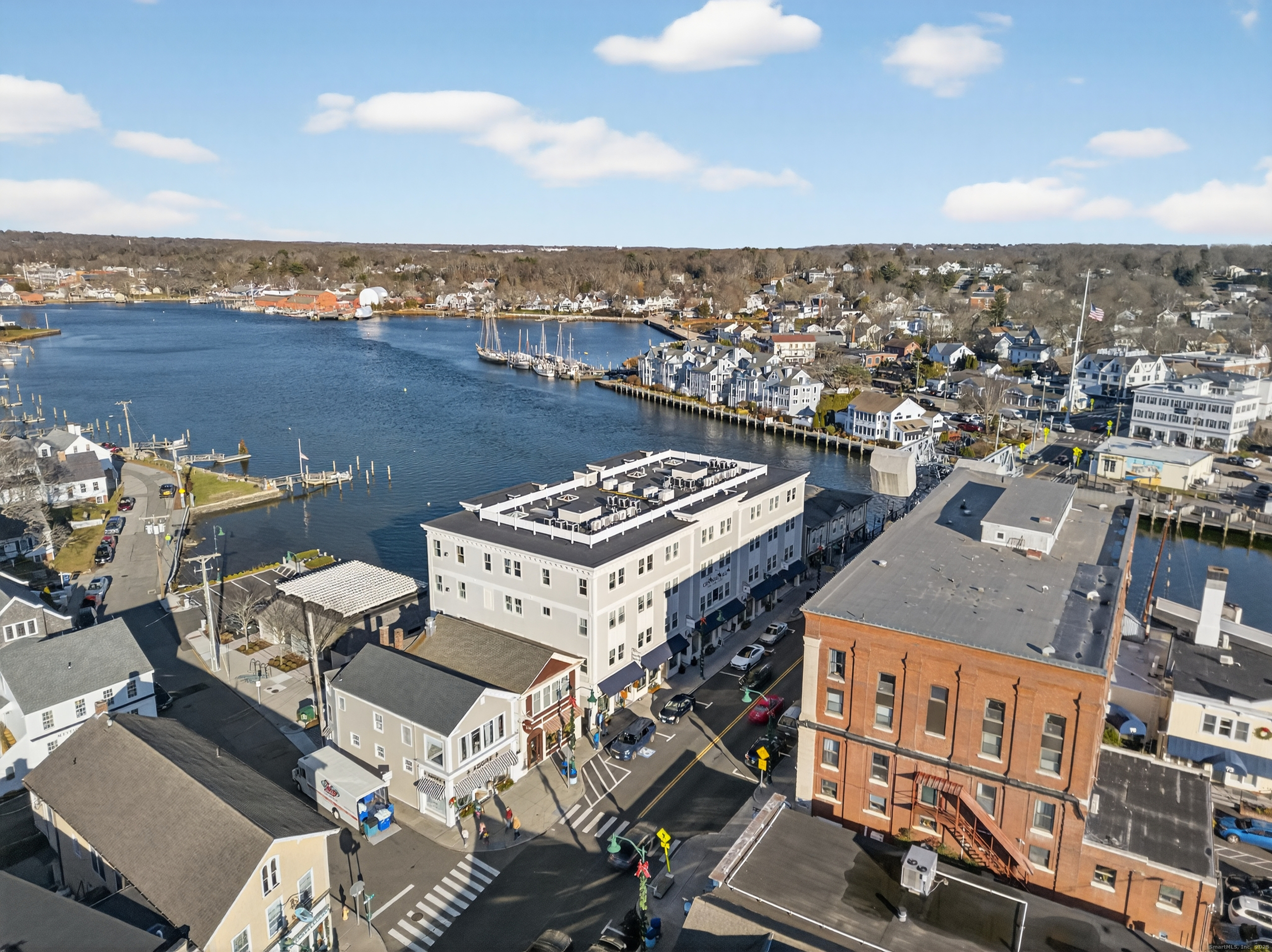 22 West Main Street Groton CT 06355