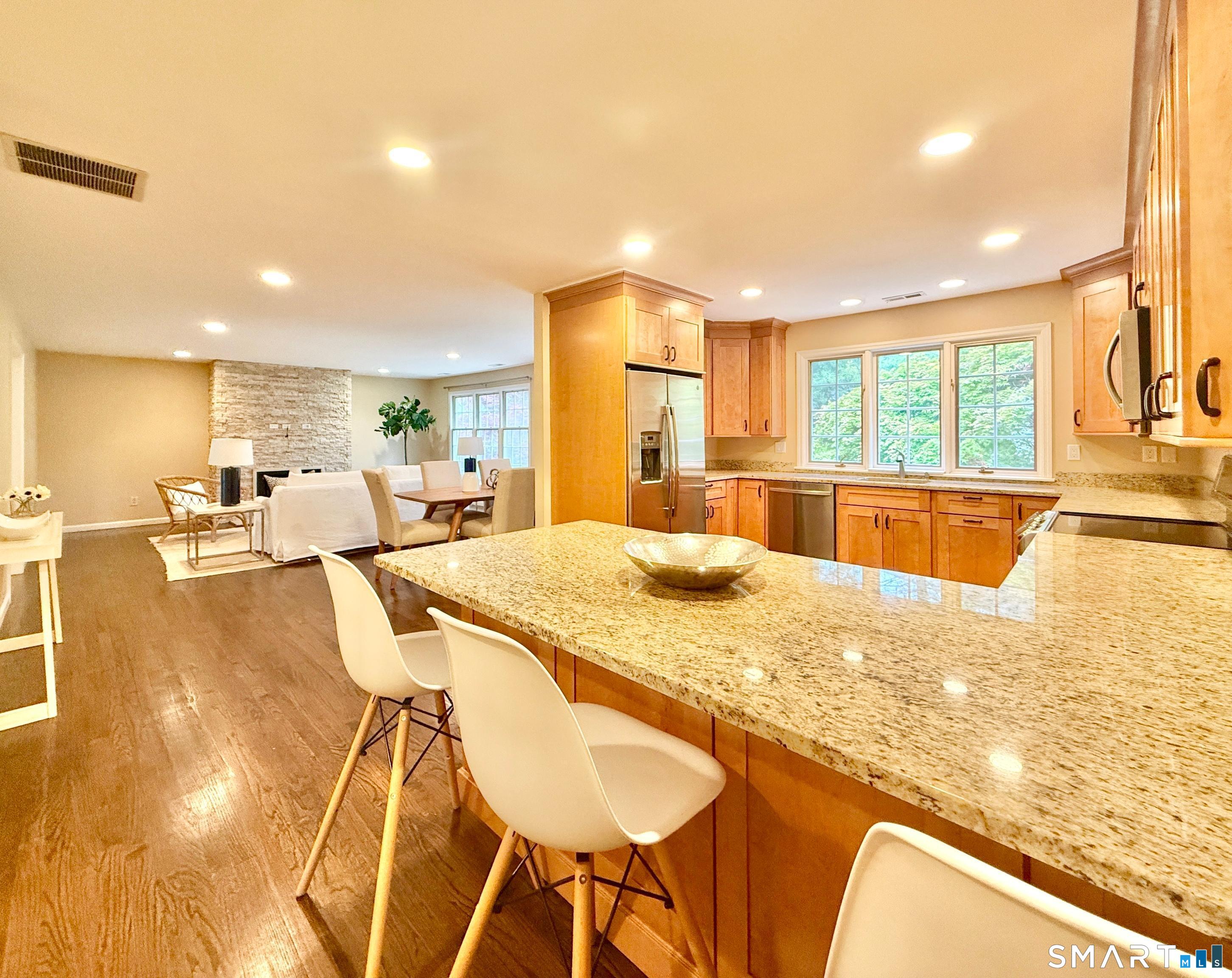 73 Bank Street New Canaan CT 06840