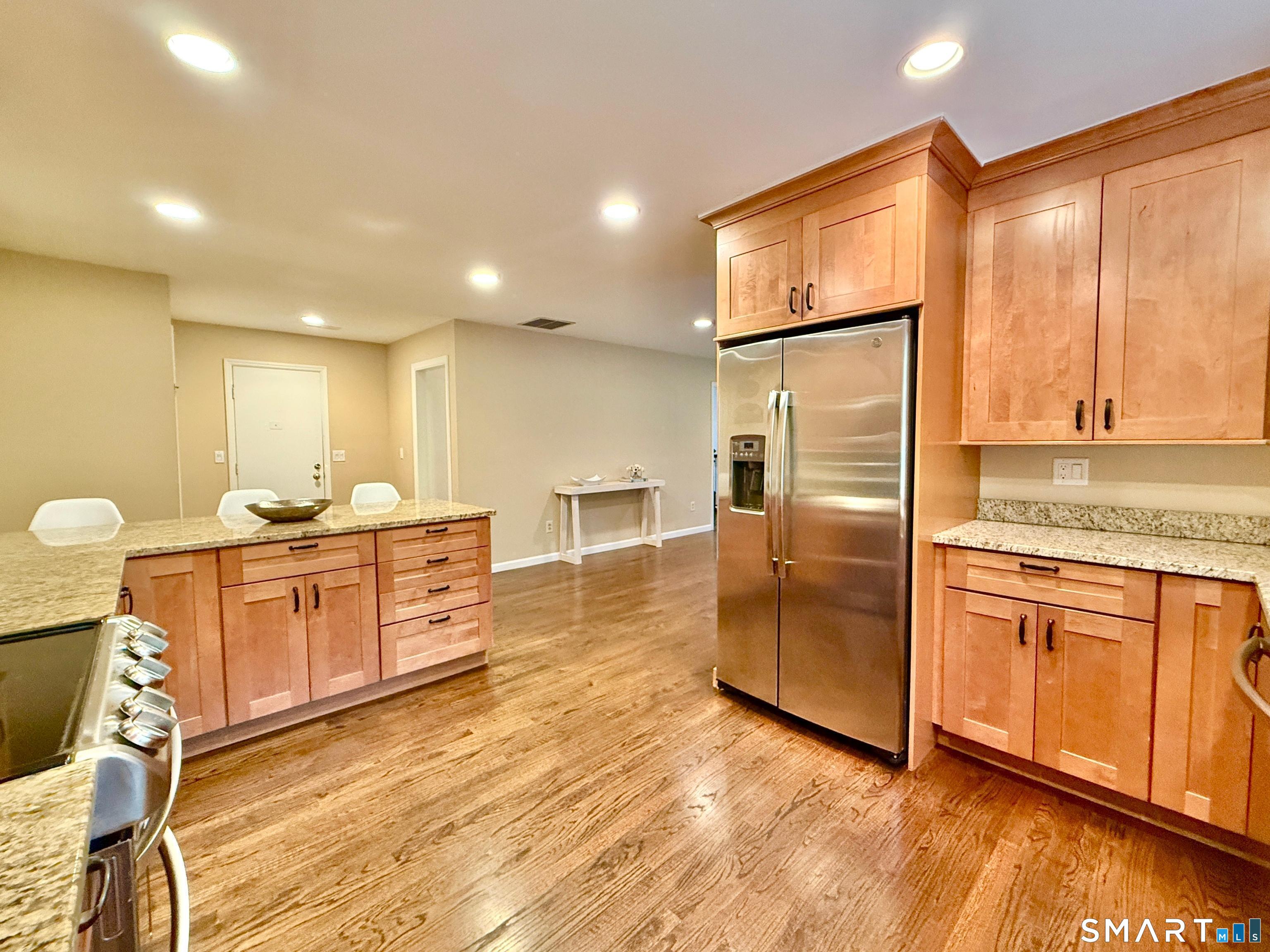 73 Bank Street New Canaan CT 06840