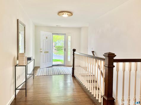 73 Bank Street New Canaan CT 06840