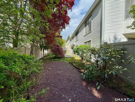 73 Bank Street New Canaan CT 06840