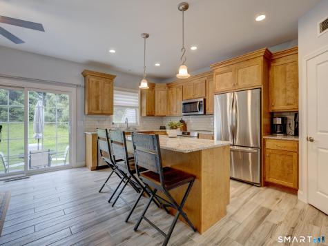 52 Harvest Court Newington CT 06111