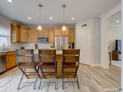 52 Harvest Court Newington CT 06111