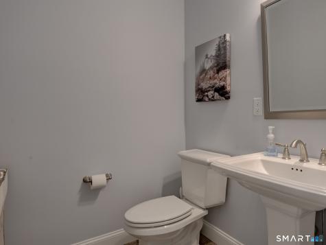 52 Harvest Court Newington CT 06111