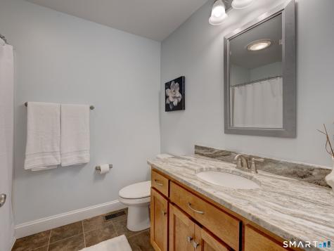 52 Harvest Court Newington CT 06111