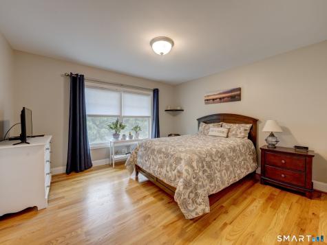 52 Harvest Court Newington CT 06111