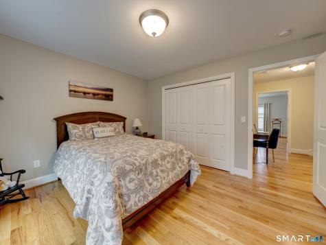 52 Harvest Court Newington CT 06111