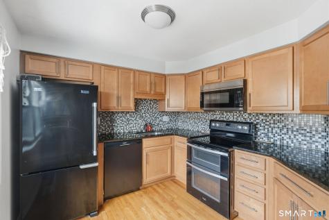 73 Metacomet Drive Meriden CT 06450