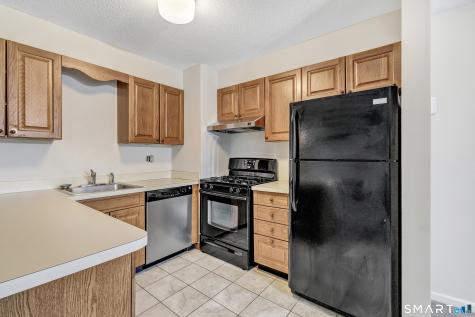 89 Meadow Street Milford CT 06461