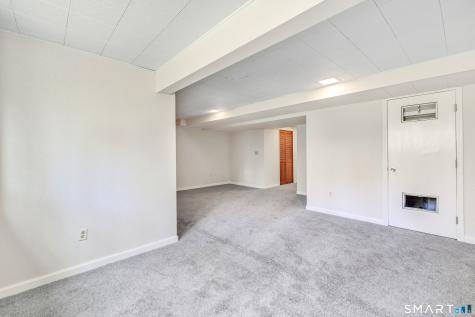 89 Meadow Street Milford CT 06461