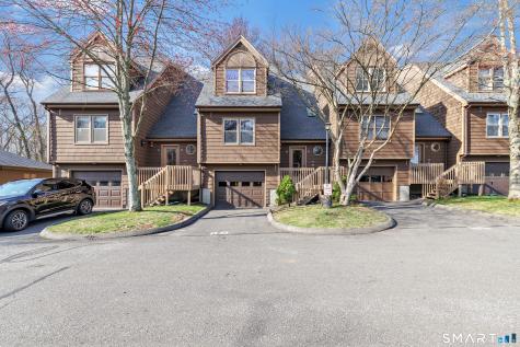 89 Meadow Street Milford CT 06461
