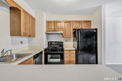 89 Meadow Street Milford CT 06461