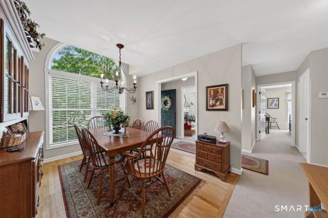 25 Hamden Hills Drive Hamden CT 06518