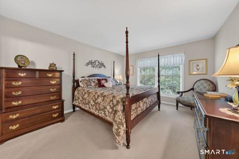 25 Hamden Hills Drive Hamden CT 06518