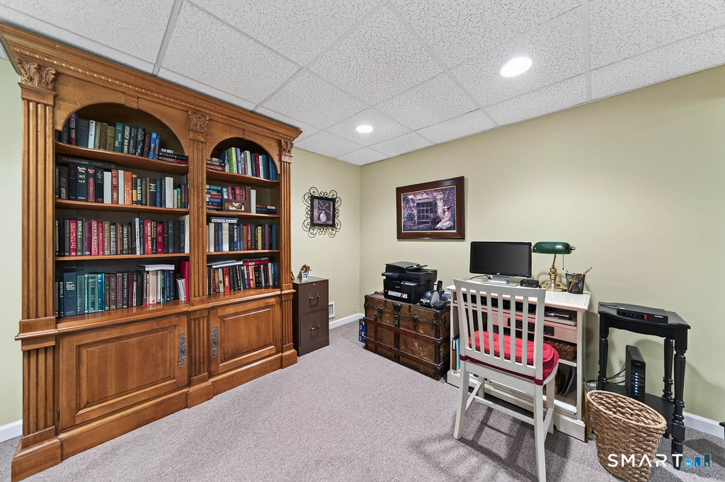 25 Hamden Hills Drive Hamden CT 06518