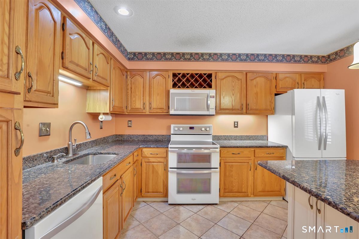 5 Haddam Drive Avon CT 06001