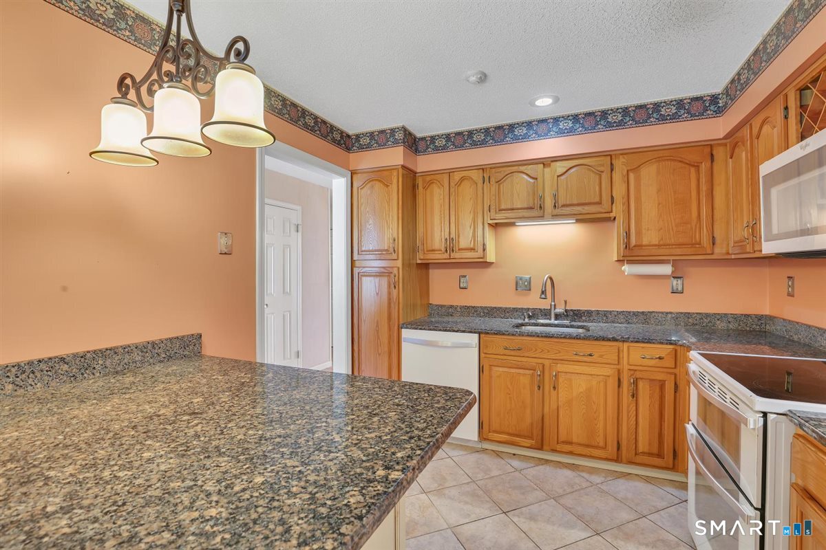 5 Haddam Drive Avon CT 06001