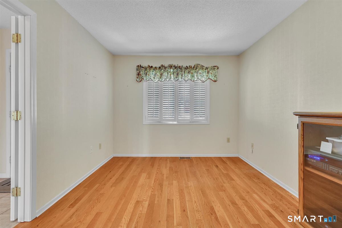 5 Haddam Drive Avon CT 06001