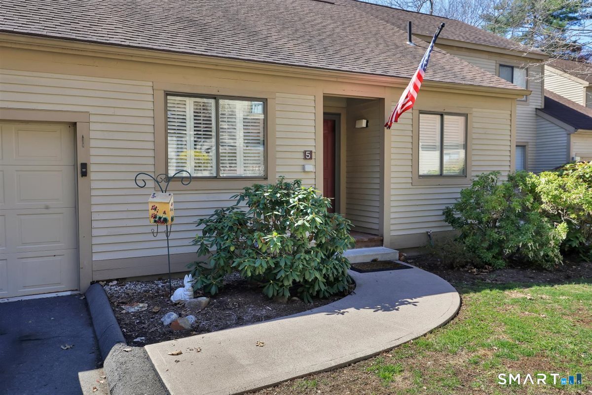 5 Haddam Drive Avon CT 06001